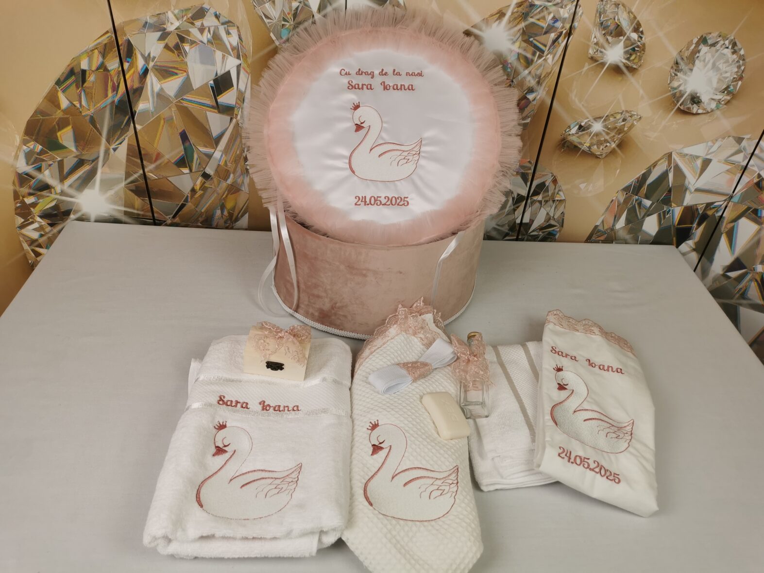 trusou personalizat lebada