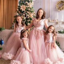 Rochite ocazii fetite