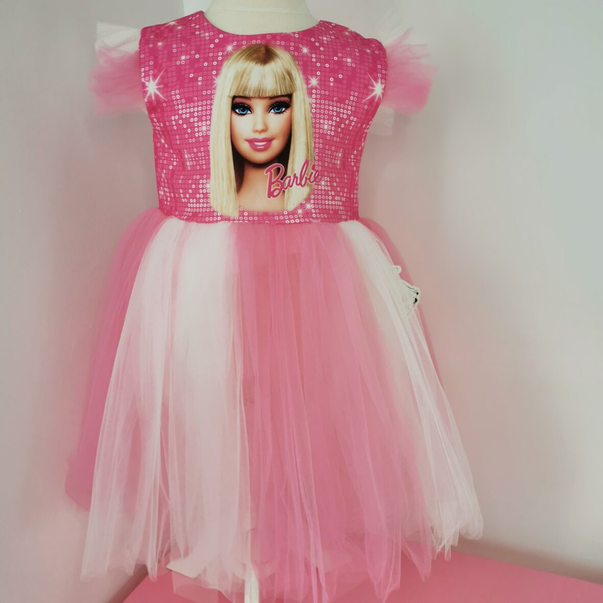 rochita fetita barbie roz