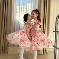 rochita barbie flori fete