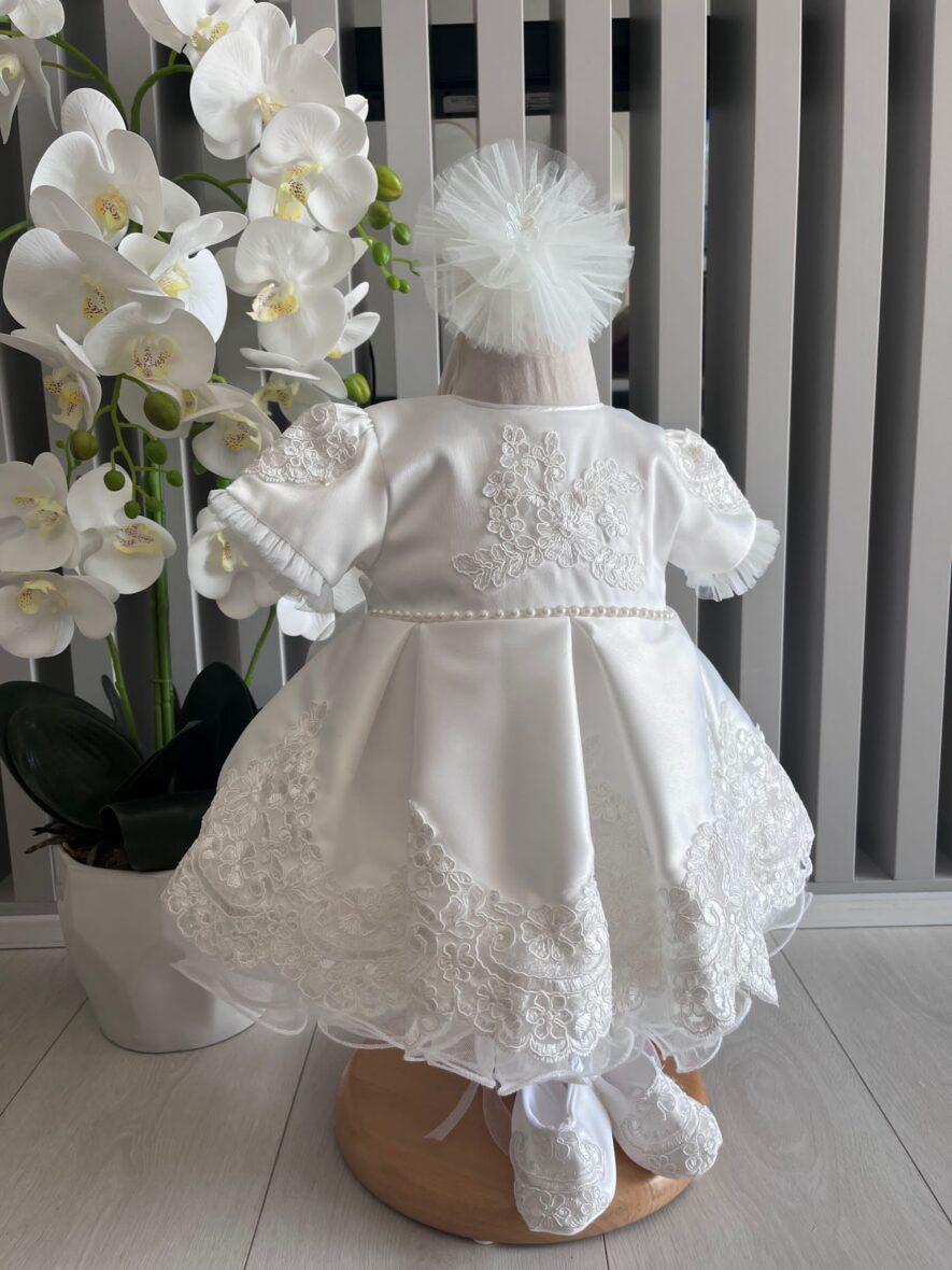 Rochiță de Botez Alba Fetita cu Broderie Turban si Botosei