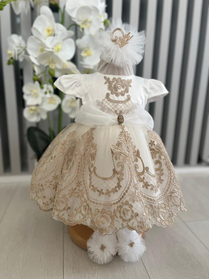Rochiță de Botez Fetita cu Broderie si Botosei Alb Auriu