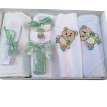 Trusou de Botez Personalizat Broderie 7 Piese Ursulet Verde