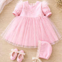 Set Elegant Roz pentru Bebelușe – Rochiță cu Tulle, Bonetă și Pantofiori pentru Botez