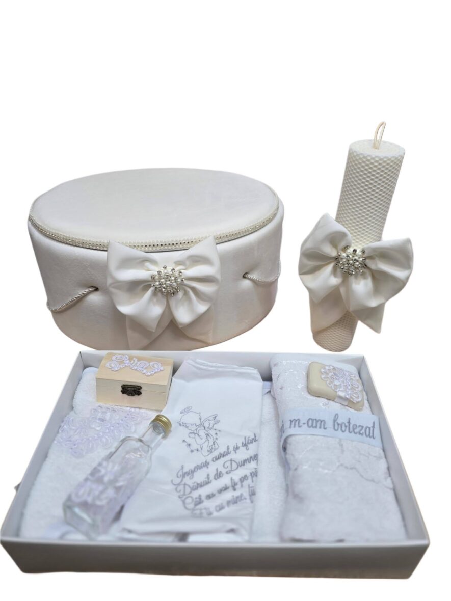 Trusou bottez complet cu funde alb