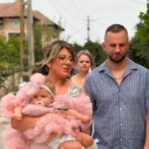 rochita botez fete pudra
