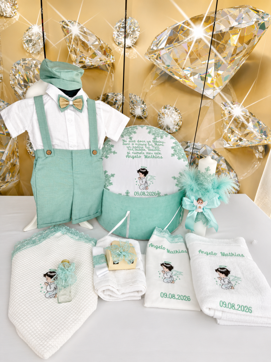 Trusou de Botez Personalizat cu Îngeraș și Costumaș Elegant pentru Băieți